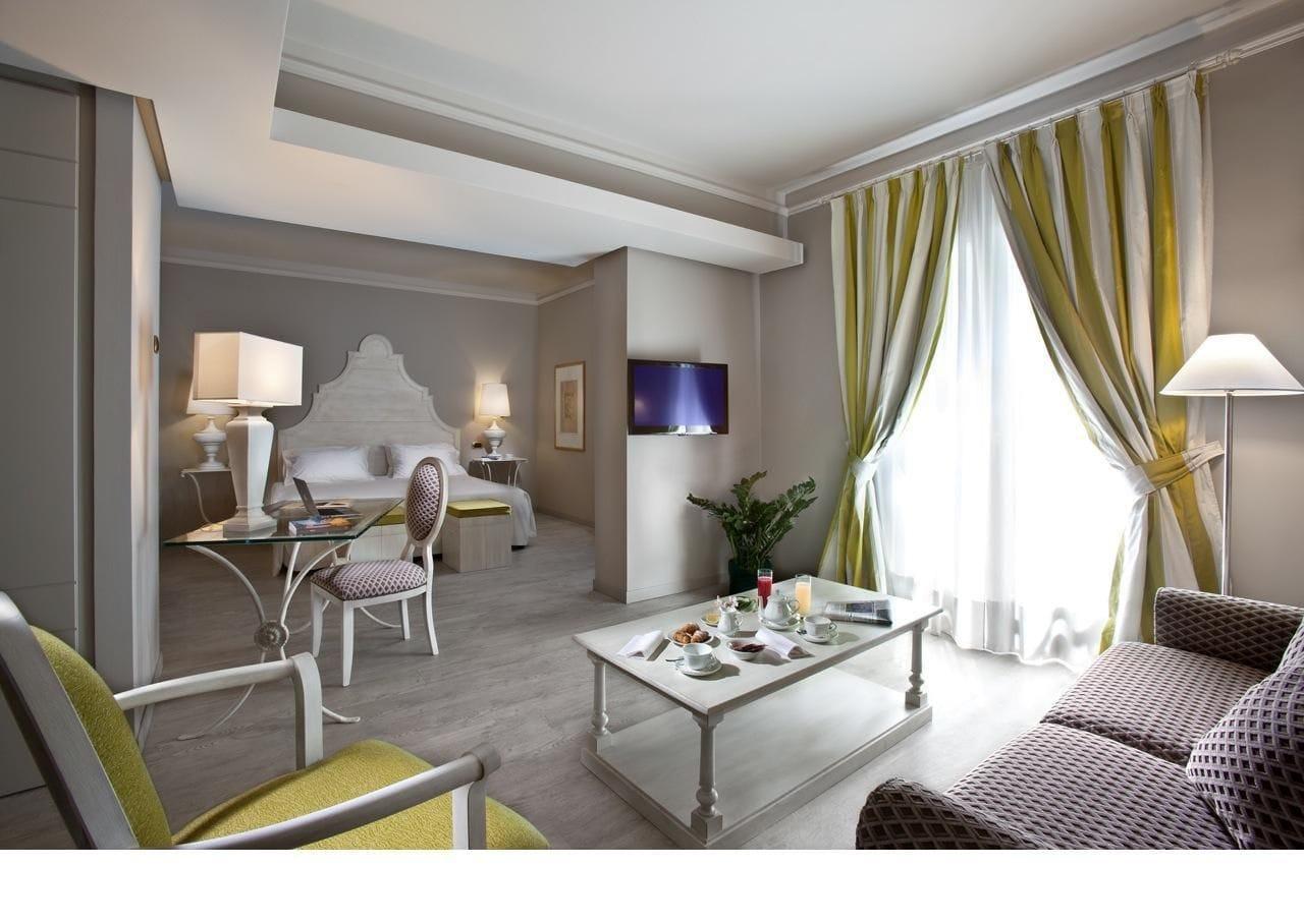 Grand Hotel Baia Verde Cannizzaro Екстериор снимка