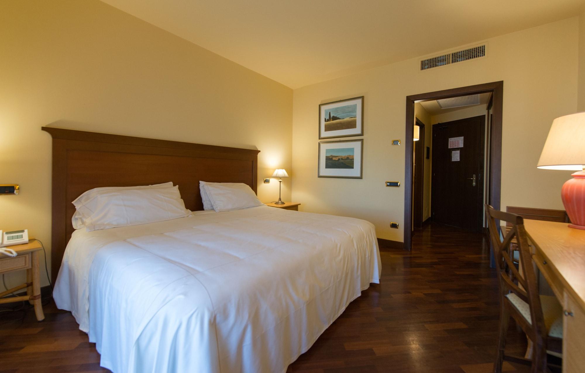 Grand Hotel Baia Verde Cannizzaro Екстериор снимка