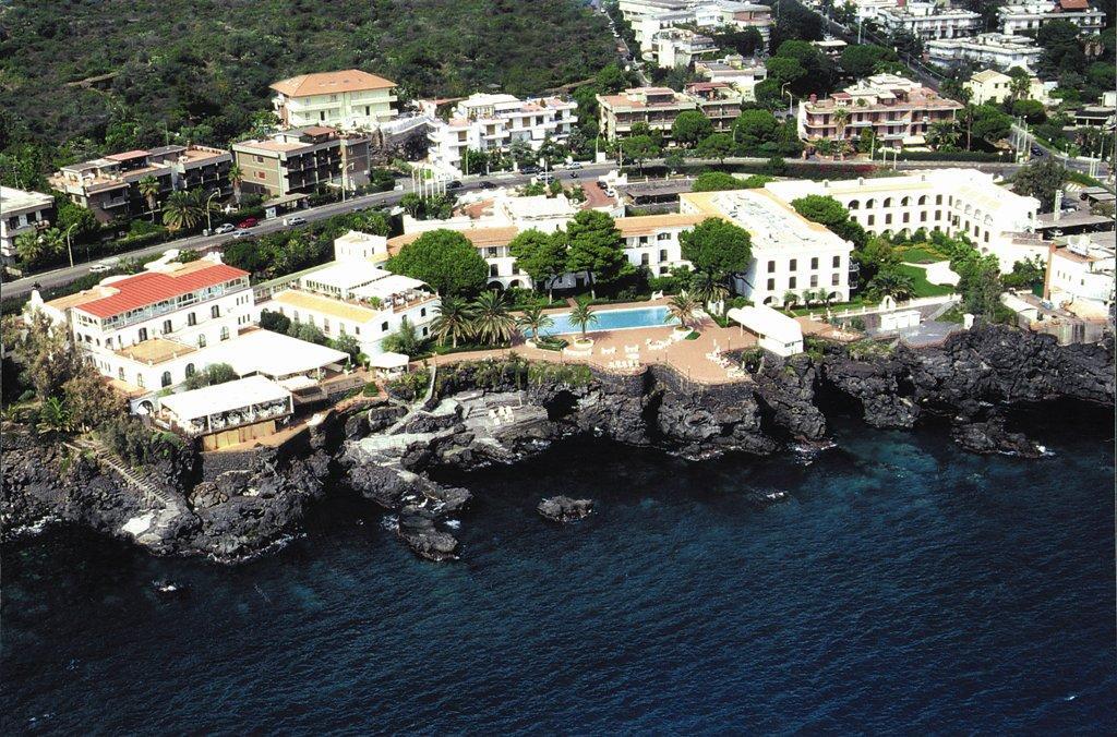 Grand Hotel Baia Verde Cannizzaro Екстериор снимка